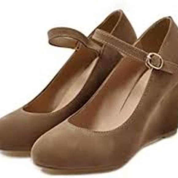 COVER PHOTO COPY - Chocolate brown leather and suede heels - Picture 1 of 7